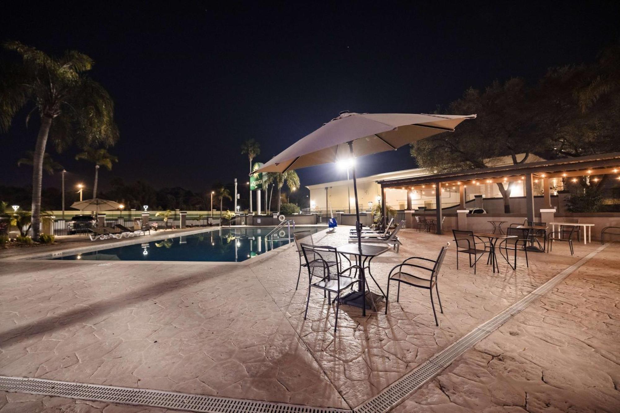 La Quinta Inn By Wyndham Tampa Near Busch Gardens Zewnętrze zdjęcie