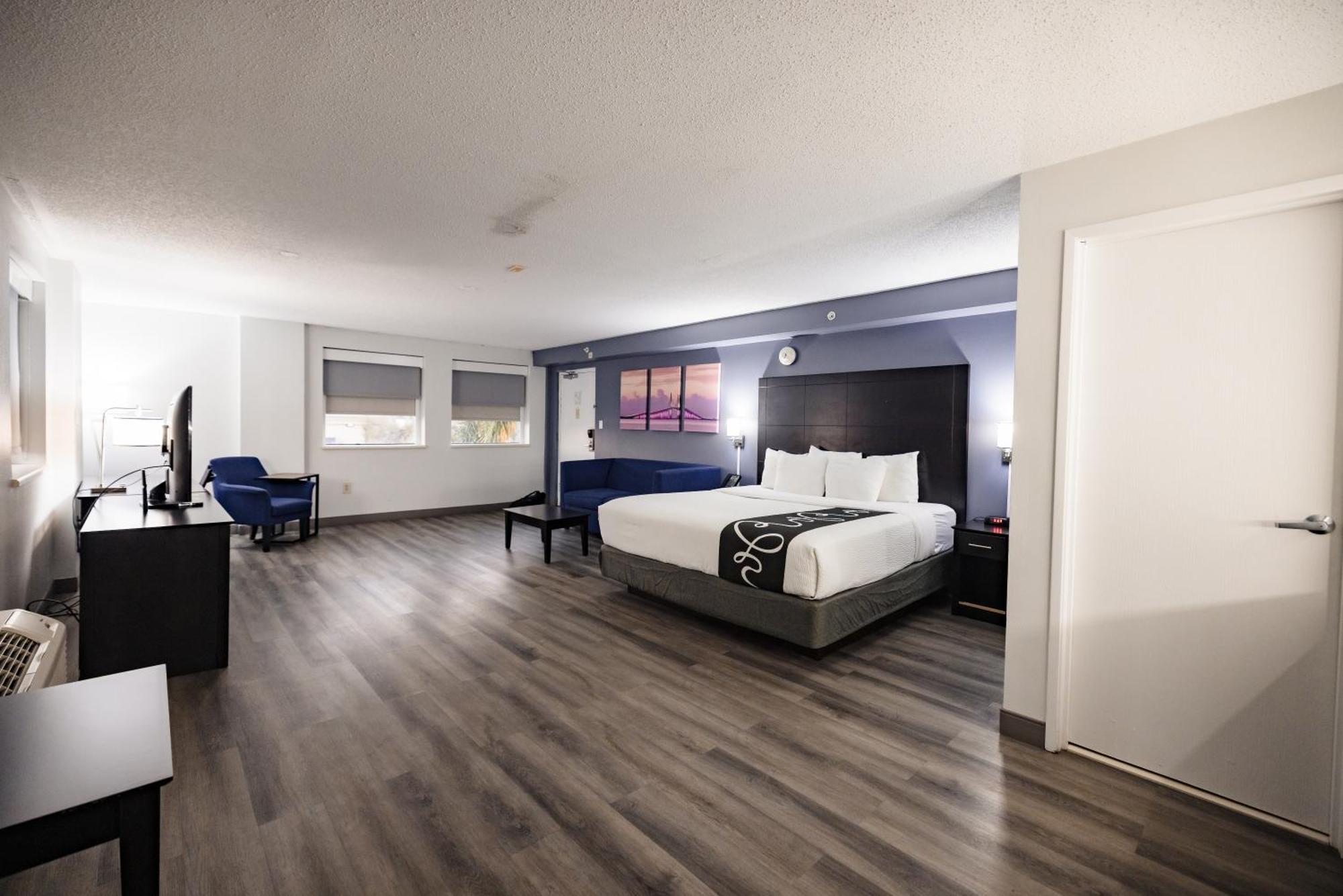 La Quinta Inn By Wyndham Tampa Near Busch Gardens Zewnętrze zdjęcie
