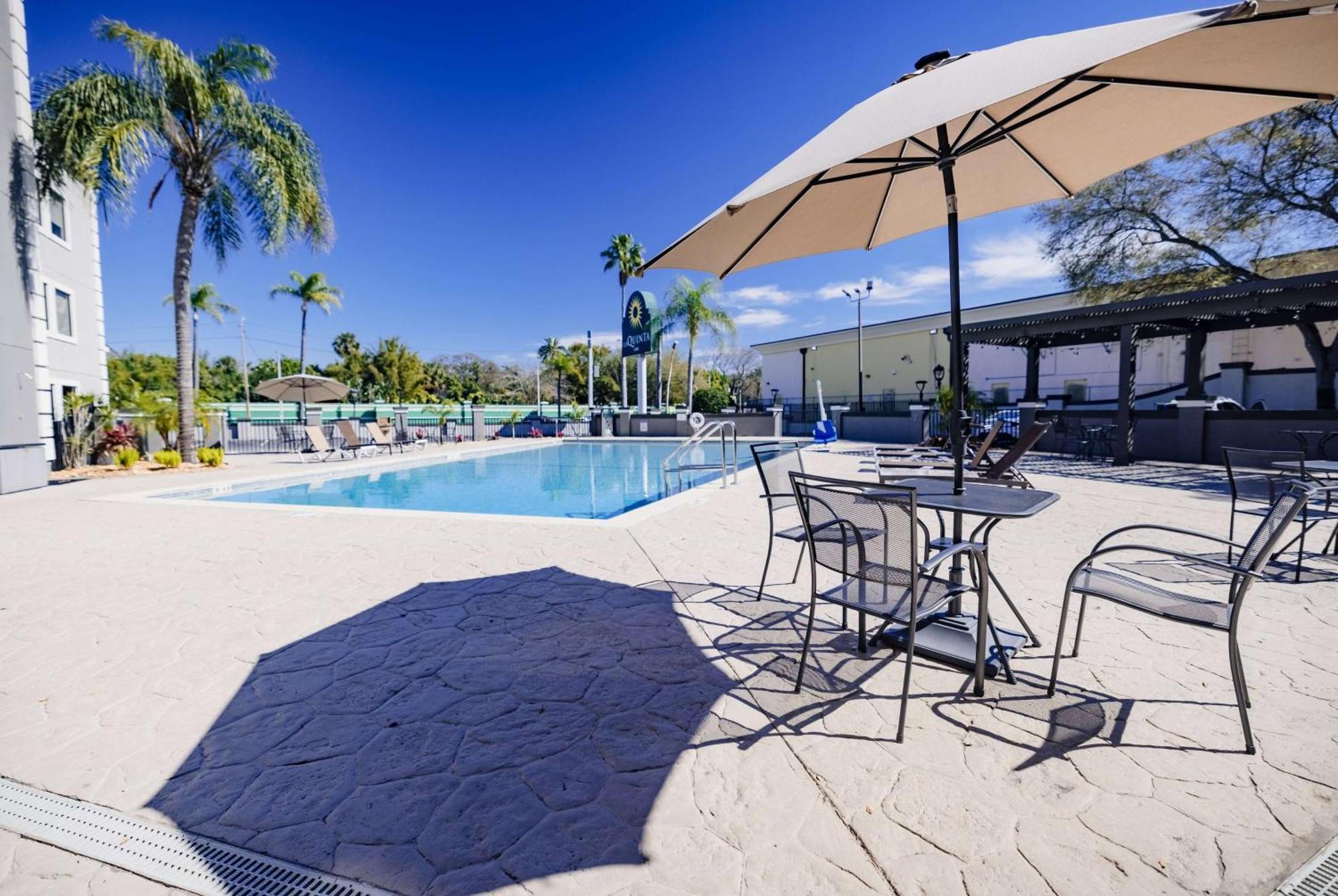 La Quinta Inn By Wyndham Tampa Near Busch Gardens Zewnętrze zdjęcie